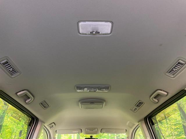 ノア Ｓ　両側電動ドア　純正ＨＤＤナビ　後席モニター　バックカメラ　禁煙車　スマートキー　ＨＩＤヘッド　ビルトインＥＴＣ　デュアルエアコン　ＣＤ　ＤＶＤ再生　地デジ（46枚目）