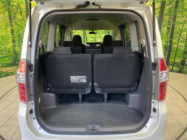 ノア Ｓ　両側電動ドア　純正ＨＤＤナビ　後席モニター　バックカメラ　禁煙車　スマートキー　ＨＩＤヘッド　ビルトインＥＴＣ　デュアルエアコン　ＣＤ　ＤＶＤ再生　地デジ（48枚目）