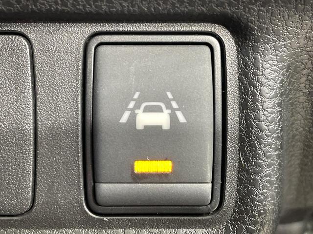 ノート X DIG-S Vセレクション+セーフティII 衝突軽減装置 全周囲カメラ 純正ナビ コーナーセンサー ETC LEDヘッド スマートキー オートライト オートエアコン 禁煙車 Bluetooth フルセグTV 電動格納ミラー(29枚目)