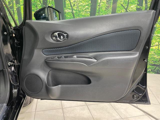 ノート X DIG-S Vセレクション+セーフティII 衝突軽減装置 全周囲カメラ 純正ナビ コーナーセンサー ETC LEDヘッド スマートキー オートライト オートエアコン 禁煙車 Bluetooth フルセグTV 電動格納ミラー(43枚目)