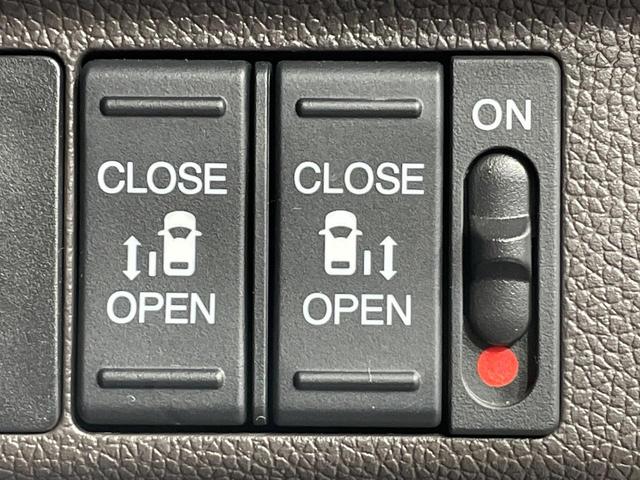 フリード G 純正ナビ 両側電動ドア バックカメラ 衝突軽減装置 レーダークルーズ 禁煙車 ドラレコ コーナーセンサー スマートキー LEDヘッド ビルトインETC 車線逸脱警報 オートライト オートエアコン(5枚目)