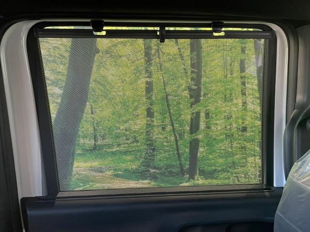 N-BOXカスタム ターボコーディネートスタイル ターボ 届出済未使用車 両側電動ドア 衝突被害軽減システム レーダークルーズ コーナーセンサー スマートキー LEDヘッド オートハイビーム 車線逸脱警報 オートライト オートエアコン(7枚目)