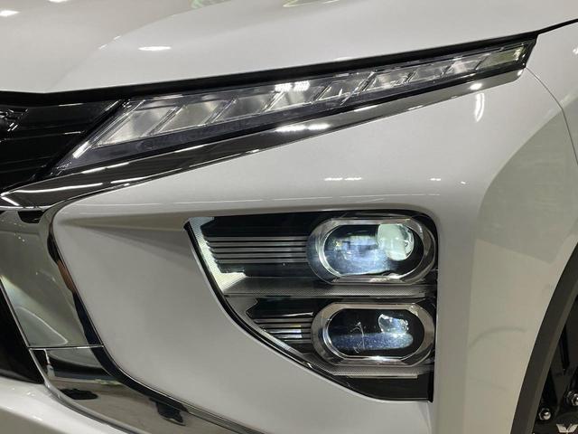 エクリプスクロス ブラックエディション 純正8インチナビ 4WD サンルーフ 全周囲カメラ 衝突被害軽減システム レーダークルーズ 禁煙車 電動リアゲート ハーフレザーシート 全席シートヒーター パワーシート コーナーセンサー(13枚目)