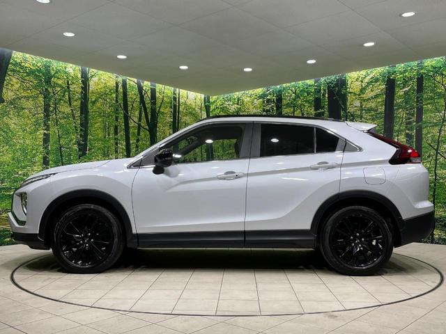 エクリプスクロス ブラックエディション 純正8インチナビ 4WD サンルーフ 全周囲カメラ 衝突被害軽減システム レーダークルーズ 禁煙車 電動リアゲート ハーフレザーシート 全席シートヒーター パワーシート コーナーセンサー(25枚目)