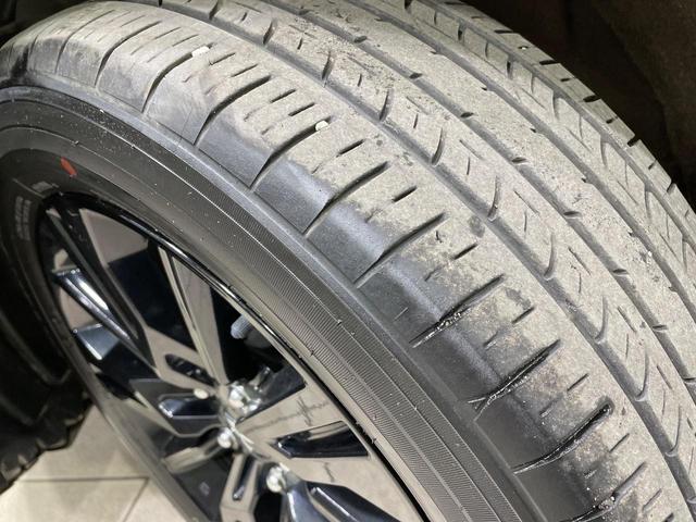 エクリプスクロス ブラックエディション 純正8インチナビ 4WD サンルーフ 全周囲カメラ 衝突被害軽減システム レーダークルーズ 禁煙車 電動リアゲート ハーフレザーシート 全席シートヒーター パワーシート コーナーセンサー(30枚目)