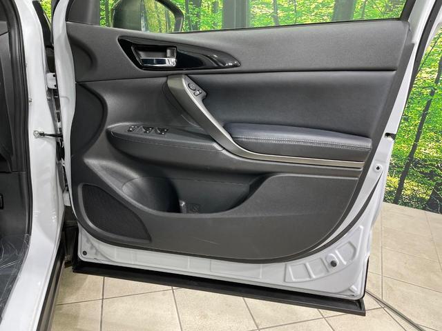 エクリプスクロス ブラックエディション 純正8インチナビ 4WD サンルーフ 全周囲カメラ 衝突被害軽減システム レーダークルーズ 禁煙車 電動リアゲート ハーフレザーシート 全席シートヒーター パワーシート コーナーセンサー(34枚目)