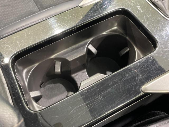 エクリプスクロス ブラックエディション 純正8インチナビ 4WD サンルーフ 全周囲カメラ 衝突被害軽減システム レーダークルーズ 禁煙車 電動リアゲート ハーフレザーシート 全席シートヒーター パワーシート コーナーセンサー(57枚目)