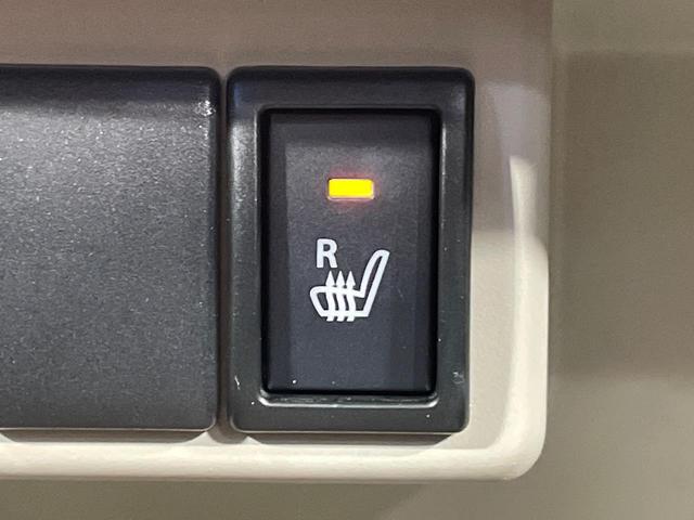 アルトラパン Fリミテッド 禁煙車 純正8型ナビ バックカメラ 衝突軽減装置 シートヒーター スマートキー ETC HIDヘッド 車線逸脱警報 オートライト オートエアコン 14インチAW CD/DVD再生 フルセグ(7枚目)