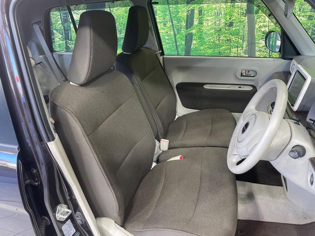 アルトラパン Fリミテッド 禁煙車 純正8型ナビ バックカメラ 衝突軽減装置 シートヒーター スマートキー ETC HIDヘッド 車線逸脱警報 オートライト オートエアコン 14インチAW CD/DVD再生 フルセグ(8枚目)