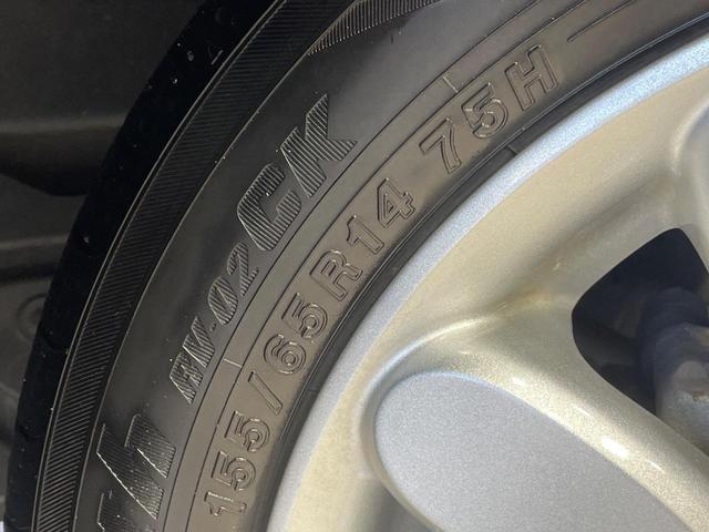 アルトラパン Fリミテッド 禁煙車 純正8型ナビ バックカメラ 衝突軽減装置 シートヒーター スマートキー ETC HIDヘッド 車線逸脱警報 オートライト オートエアコン 14インチAW CD/DVD再生 フルセグ(29枚目)