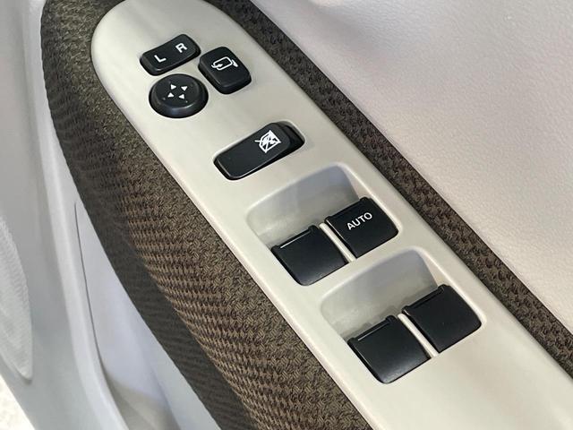 アルトラパン Fリミテッド 禁煙車 純正8型ナビ バックカメラ 衝突軽減装置 シートヒーター スマートキー ETC HIDヘッド 車線逸脱警報 オートライト オートエアコン 14インチAW CD/DVD再生 フルセグ(50枚目)