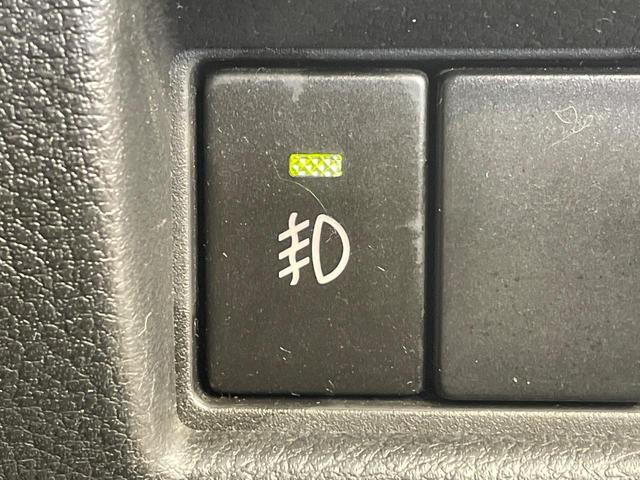 スペーシア ハイブリッドG 衝突被害軽減システム 禁煙車 コーナーセンサー スマートキー 車線逸脱警報 オートライト オートエアコン(37枚目)