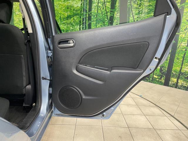 デミオ 13C-V スマートエディションII 純正ナビ バックカメラ 禁煙車 コーナーセンサー スマートキー HIDヘッド オートライト Bluetooth CD DVD再生 フルセグ ステアリングスイッチ フォグライト 電動格納ミラー(42枚目)