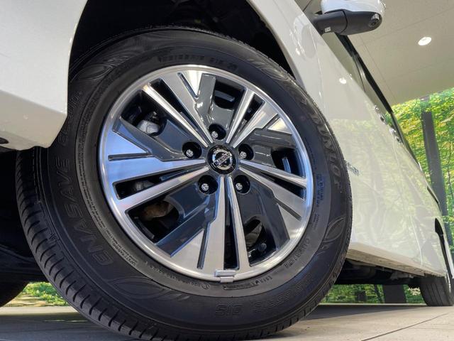 セレナ e-パワー ハイウェイスターV 両側電動ドア 9型ナビ 後席モニター 全周囲カメラ 衝突被害軽減システム レーダークルーズ 禁煙車 ドラレコ コーナーセンサー スマートキー LEDヘッド ETC オートライト(13枚目)