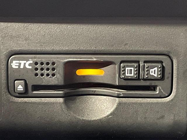 Ｎ－ＢＯＸカスタム Ｇ・Ｌパッケージ　電動スライドドア　純正ナビ　バックカメラ　禁煙車　スマートキー　ＨＩＤヘッド　ＥＴＣ　オートライト　オートエアコン　純正１４インチアルミ　Ｂｌｕｅｔｏｏｔｈ　ＣＤ　ＤＶＤ再生　フルセグ　フォグライト（6枚目）