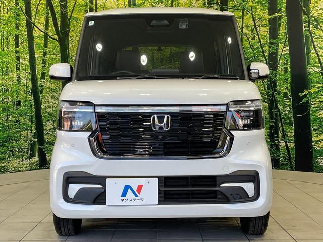 N-BOXカスタム コーディネートスタイル 両側電動ドア 純正8インチナビ バックカメラ 衝突被害軽減システム レーダークルーズ 禁煙車 ハーフレザーシート ドラレコ コーナーセンサー スマートキー LEDヘッド 車線逸脱警報 オートライト(14枚目)