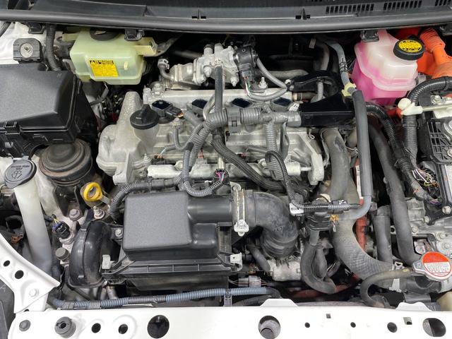 アクア S 純正SDナビ バックカメラ 衝突被害軽減システム 禁煙車 ドラレコ ビルトインETC オートハイビーム 車線逸脱警報 オートエアコン Bluetooth 地デジ(18枚目)