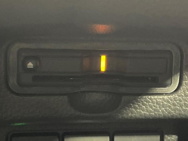 Ｎ－ＢＯＸカスタム Ｌターボ　スタイル＋ブラック　両側電動ドア　純正９インチナビ　バックカメラ　衝突被害軽減システム　レーダークルーズ　禁煙車　コーナーセンサー　スマートキー　ＬＥＤヘッド　ビルトインＥＴＣ　オートハイビーム　車線逸脱警報（7枚目）