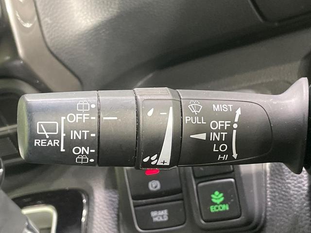 Ｎ－ＢＯＸカスタム Ｌターボ　スタイル＋ブラック　両側電動ドア　純正９インチナビ　バックカメラ　衝突被害軽減システム　レーダークルーズ　禁煙車　コーナーセンサー　スマートキー　ＬＥＤヘッド　ビルトインＥＴＣ　オートハイビーム　車線逸脱警報（49枚目）