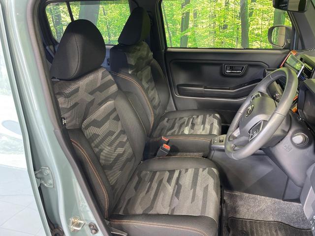 タフト Ｇターボ　ターボ　ガラスルーフ　バックカメラ　衝突軽減装置　アダプティブクルーズ　禁煙車　前席シートヒーター　コーナーセンサー　スマートキー　ＬＥＤヘッド　ＥＴＣ　オートハイビーム　車線逸脱警報　オートライト（8枚目）