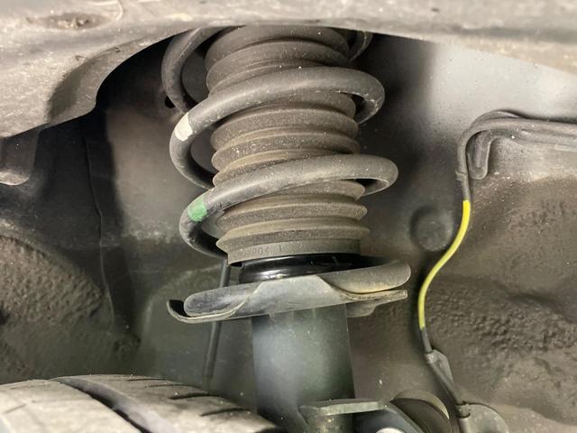 タフト Ｇターボ　ターボ　ガラスルーフ　バックカメラ　衝突軽減装置　アダプティブクルーズ　禁煙車　前席シートヒーター　コーナーセンサー　スマートキー　ＬＥＤヘッド　ＥＴＣ　オートハイビーム　車線逸脱警報　オートライト（20枚目）