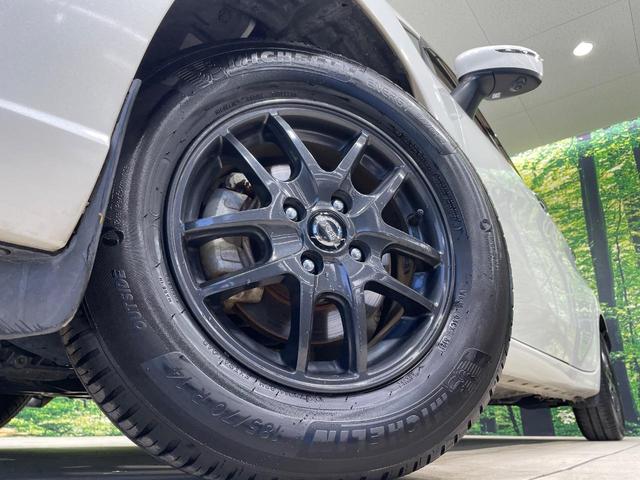 ノート ｅ－パワー　Ｘ　純正ＳＤナビ　全周囲カメラ　衝突被害軽減システム　禁煙車　ドラレコ　コーナーセンサー　スマートキー　ＥＴＣ　車線逸脱警報　オートライト　オートエアコン　純正オプション１４インチＡＷ　Ｂｌｕｅｔｏｏｔｈ（13枚目）