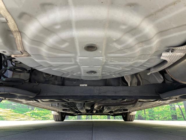 ノート ｅ－パワー　Ｘ　純正ＳＤナビ　全周囲カメラ　衝突被害軽減システム　禁煙車　ドラレコ　コーナーセンサー　スマートキー　ＥＴＣ　車線逸脱警報　オートライト　オートエアコン　純正オプション１４インチＡＷ　Ｂｌｕｅｔｏｏｔｈ（19枚目）