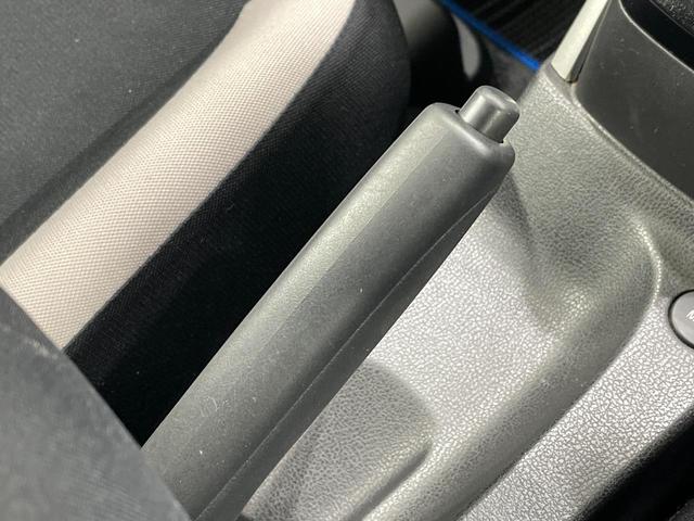 ノート ｅ－パワー　Ｘ　純正ＳＤナビ　全周囲カメラ　衝突被害軽減システム　禁煙車　ドラレコ　コーナーセンサー　スマートキー　ＥＴＣ　車線逸脱警報　オートライト　オートエアコン　純正オプション１４インチＡＷ　Ｂｌｕｅｔｏｏｔｈ（50枚目）