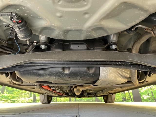 アクア Z 純正10.5型ディスプレイ バックカメラ 衝突軽減装置 レーダークルーズ 禁煙車 ドラレコ コーナーセンサー スマートキー LEDヘッド オートハイビーム 車線逸脱警報 オートライト オートエアコン(19枚目)