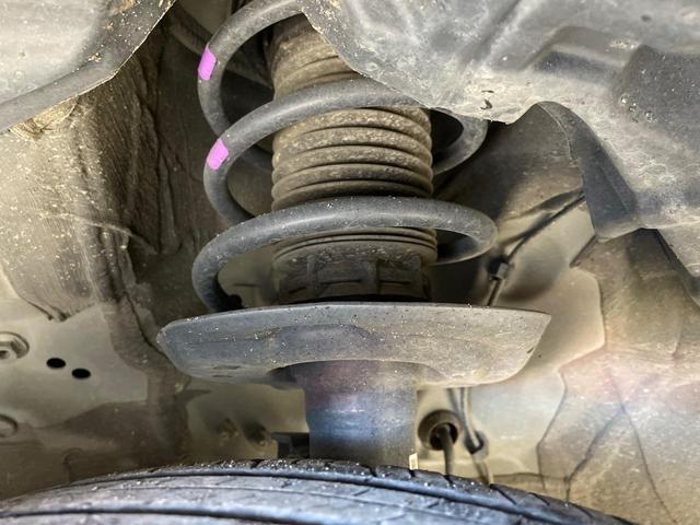 アクア Z 純正10.5型ディスプレイ バックカメラ 衝突軽減装置 レーダークルーズ 禁煙車 ドラレコ コーナーセンサー スマートキー LEDヘッド オートハイビーム 車線逸脱警報 オートライト オートエアコン(20枚目)