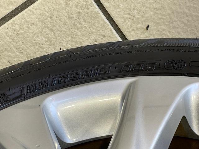 アクア Z 純正10.5型ディスプレイ バックカメラ 衝突軽減装置 レーダークルーズ 禁煙車 ドラレコ コーナーセンサー スマートキー LEDヘッド オートハイビーム 車線逸脱警報 オートライト オートエアコン(30枚目)