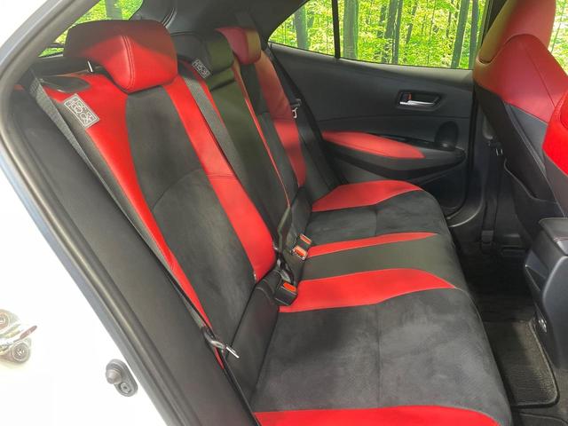 カローラスポーツ ハイブリッドG Z 純正8型ディスプレイ バックカメラ 衝突軽減装置 レーダークルーズ 前席シートヒーター ハーフレザーシート コーナーセンサー スマートキー LEDヘッド ETC オートハイビーム 車線逸脱警報(9枚目)