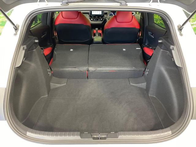 カローラスポーツ ハイブリッドG Z 純正8型ディスプレイ バックカメラ 衝突軽減装置 レーダークルーズ 前席シートヒーター ハーフレザーシート コーナーセンサー スマートキー LEDヘッド ETC オートハイビーム 車線逸脱警報(10枚目)