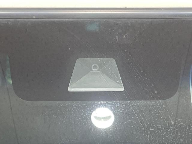 Ｎ－ＢＯＸカスタム Ｇ・Ｌホンダセンシング　電動スライドドア　純正８型ナビ　バックカメラ　衝突軽減装置　アダプティブクルーズ　禁煙車　前席シートヒーター　ドラレコ　コーナーセンサー　スマートキー　ＬＥＤヘッド　ＥＴＣ　オートハイビーム（6枚目）