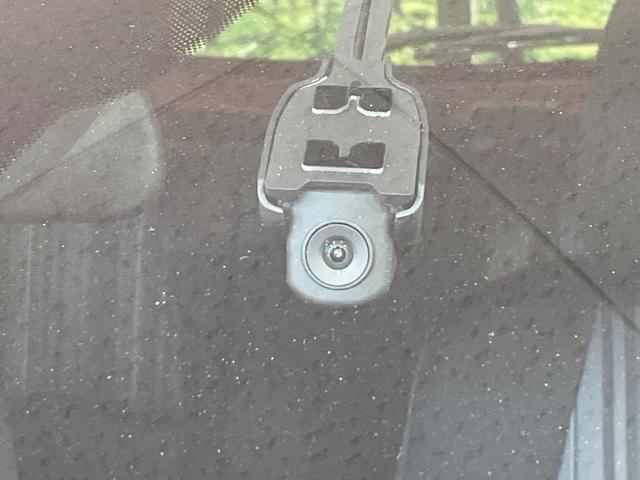 MAZDA2 15S スマートエディション 純正ナビ 全周囲カメラ 衝突軽減装置 禁煙車 前後ドラレコ コーナーセンサー スマートキー LEDヘッド ETC オートハイビーム ブラインドスポットモニター 車線逸脱警報 オートライト(6枚目)