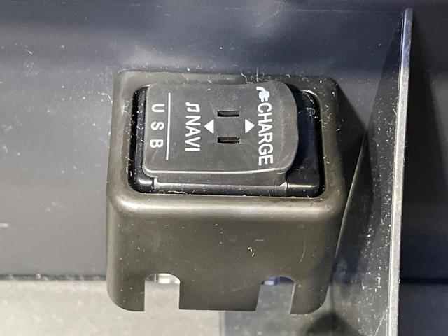 コペン セロ ターボ 純正ナビ バックカメラ 禁煙車 前席シートヒーター ドラレコ スマートキー LEDヘッド ETC オートライト オートエアコン 純正16インチアルミ Bluetooth CD DVD再生(56枚目)