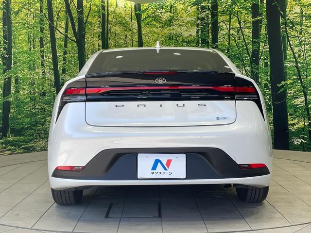 プリウス Ｇ　バックカメラ　衝突軽減　純正８インチディスプレイオーディオ　レーダークルーズ　禁煙車　ドラレコ　コーナーセンサー　スマートキー　ＬＥＤヘッド　ＥＴＣ　オートハイビーム　車線逸脱警報　オートライト（15枚目）