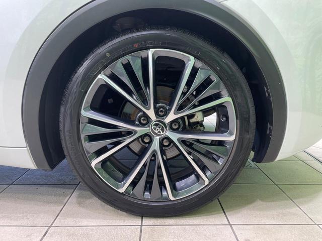 プリウス Ｇ　バックカメラ　衝突軽減　純正８インチディスプレイオーディオ　レーダークルーズ　禁煙車　ドラレコ　コーナーセンサー　スマートキー　ＬＥＤヘッド　ＥＴＣ　オートハイビーム　車線逸脱警報　オートライト（29枚目）