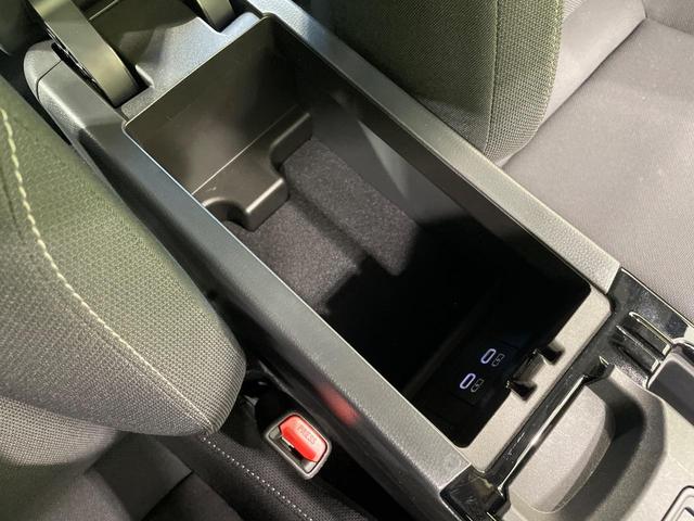 プリウス Ｇ　バックカメラ　衝突軽減　純正８インチディスプレイオーディオ　レーダークルーズ　禁煙車　ドラレコ　コーナーセンサー　スマートキー　ＬＥＤヘッド　ＥＴＣ　オートハイビーム　車線逸脱警報　オートライト（48枚目）