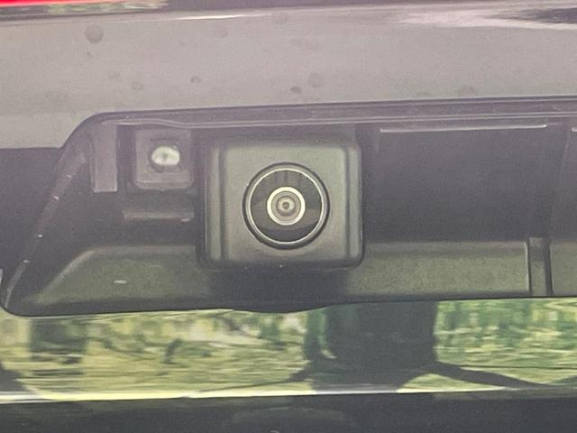 プリウス Ｇ　バックカメラ　衝突軽減　純正８インチディスプレイオーディオ　レーダークルーズ　禁煙車　ドラレコ　コーナーセンサー　スマートキー　ＬＥＤヘッド　ＥＴＣ　オートハイビーム　車線逸脱警報　オートライト（69枚目）