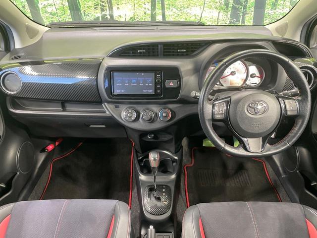 ヴィッツ RS G’s 純正SDナビ バックカメラ 衝突被害軽減システム 禁煙車 ドラレコ HIDヘッド ビルトインETC 純正17インチアルミ Bluetooth CD DVD再生 パドルシフト HIDフォグ(2枚目)