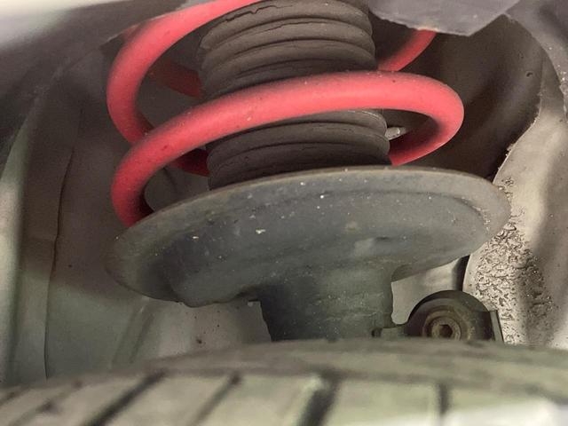 ヴィッツ RS G’s 純正SDナビ バックカメラ 衝突被害軽減システム 禁煙車 ドラレコ HIDヘッド ビルトインETC 純正17インチアルミ Bluetooth CD DVD再生 パドルシフト HIDフォグ(21枚目)