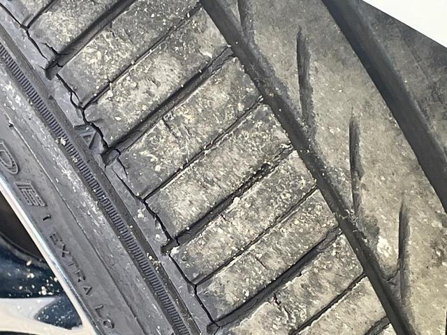 ヴィッツ RS G’s 純正SDナビ バックカメラ 衝突被害軽減システム 禁煙車 ドラレコ HIDヘッド ビルトインETC 純正17インチアルミ Bluetooth CD DVD再生 パドルシフト HIDフォグ(29枚目)