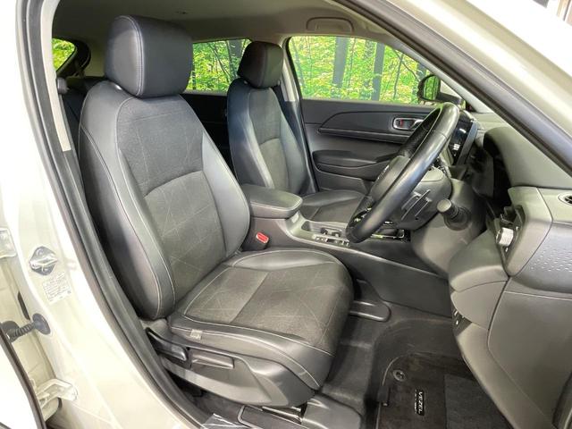 ヴェゼル ｅ：ＨＥＶ　Ｚ　純正９型ナビ　バックカメラ　衝突被害軽減システム　レーダークルーズ　禁煙車　電動リアゲート　コーナーセンサー　スマートキー　ＬＥＤヘッド　ＥＴＣ２．０　オートライト　デュアルエアコン（8枚目）