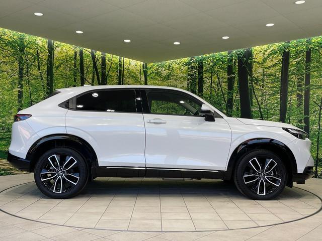 ヴェゼル ｅ：ＨＥＶ　Ｚ　純正９型ナビ　バックカメラ　衝突被害軽減システム　レーダークルーズ　禁煙車　電動リアゲート　コーナーセンサー　スマートキー　ＬＥＤヘッド　ＥＴＣ２．０　オートライト　デュアルエアコン（27枚目）