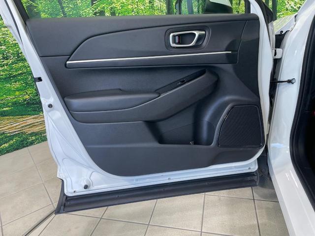 ヴェゼル ｅ：ＨＥＶ　Ｚ　純正９型ナビ　バックカメラ　衝突被害軽減システム　レーダークルーズ　禁煙車　電動リアゲート　コーナーセンサー　スマートキー　ＬＥＤヘッド　ＥＴＣ２．０　オートライト　デュアルエアコン（32枚目）