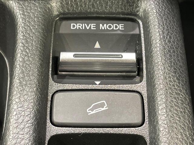 ヴェゼル ｅ：ＨＥＶ　Ｚ　純正９型ナビ　バックカメラ　衝突被害軽減システム　レーダークルーズ　禁煙車　電動リアゲート　コーナーセンサー　スマートキー　ＬＥＤヘッド　ＥＴＣ２．０　オートライト　デュアルエアコン（49枚目）