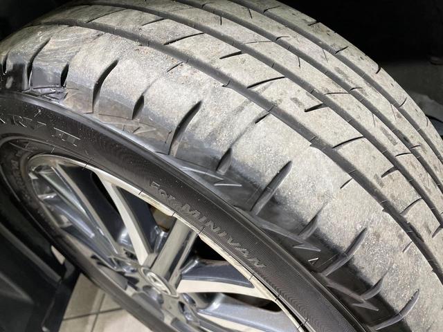 ヴォクシー ＺＳ　両側電動ドア　純正ナビ　フリップダウンモニター　バックカメラ　禁煙車　ドラレコ　スマートキー　ＬＥＤヘッド　ＥＴＣ　オートライト　デュアルエアコン　純正１６インチアルミ　Ｂｌｕｅｔｏｏｔｈ　ＤＶＤ再生（32枚目）