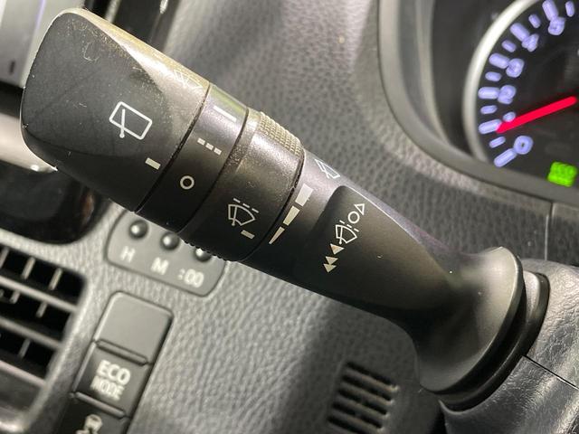 ヴォクシー ＺＳ　両側電動ドア　純正ナビ　フリップダウンモニター　バックカメラ　禁煙車　ドラレコ　スマートキー　ＬＥＤヘッド　ＥＴＣ　オートライト　デュアルエアコン　純正１６インチアルミ　Ｂｌｕｅｔｏｏｔｈ　ＤＶＤ再生（55枚目）