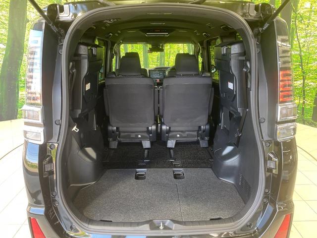 ヴォクシー ハイブリッドＺＳ　煌ＩＩ　両側電動ドア　フリップダウンモニター　１０型ナビ　バックカメラ　衝突軽減装置　禁煙車　前席シートヒーター　ドラレコ　コーナーセンサー　スマートキー　ＬＥＤヘッド　ＥＴＣ　クルコン　オートハイビーム（10枚目）